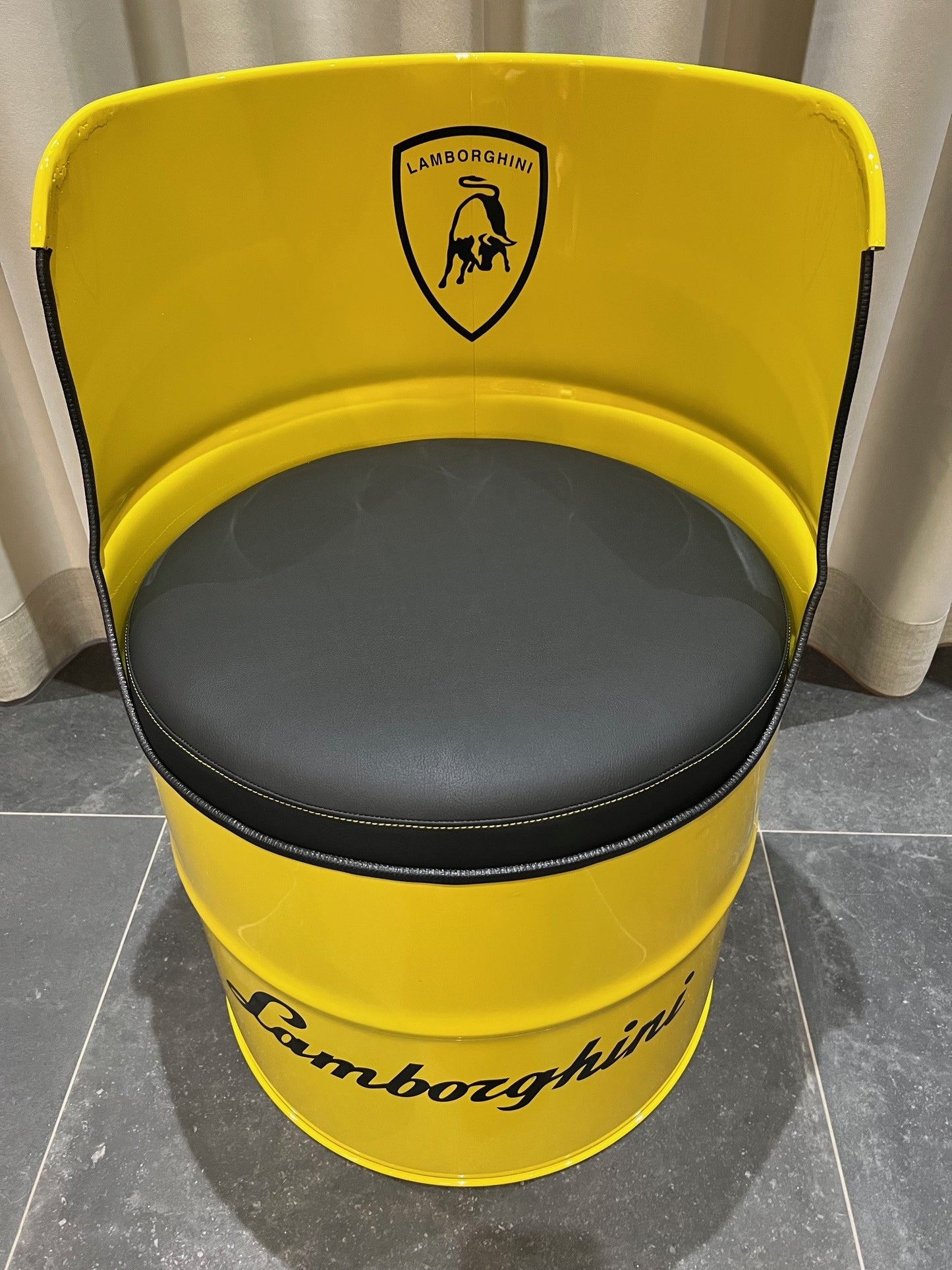 Barrel-Chair Lamborghini Edition