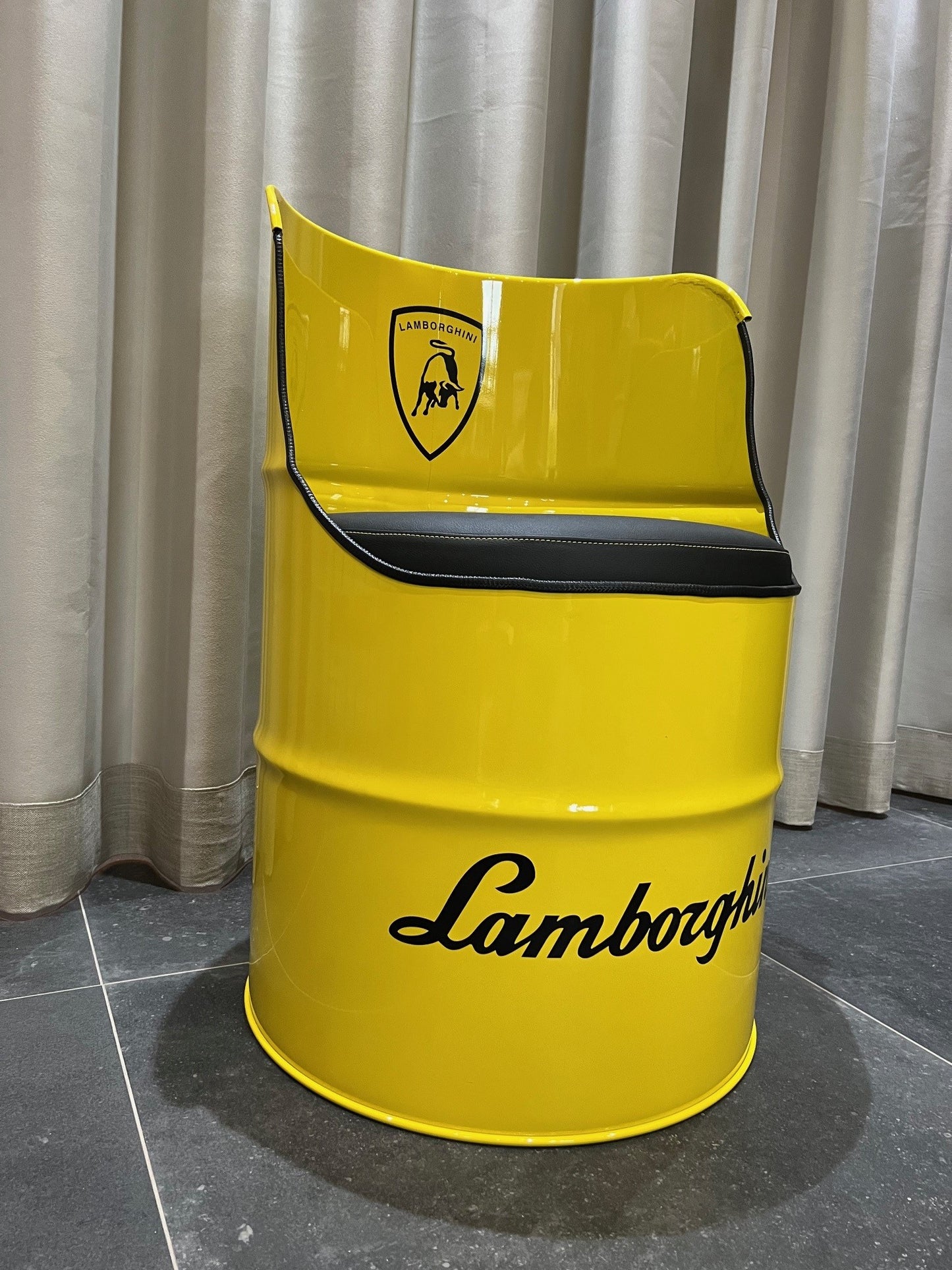 Barrel-Chair Lamborghini Edition