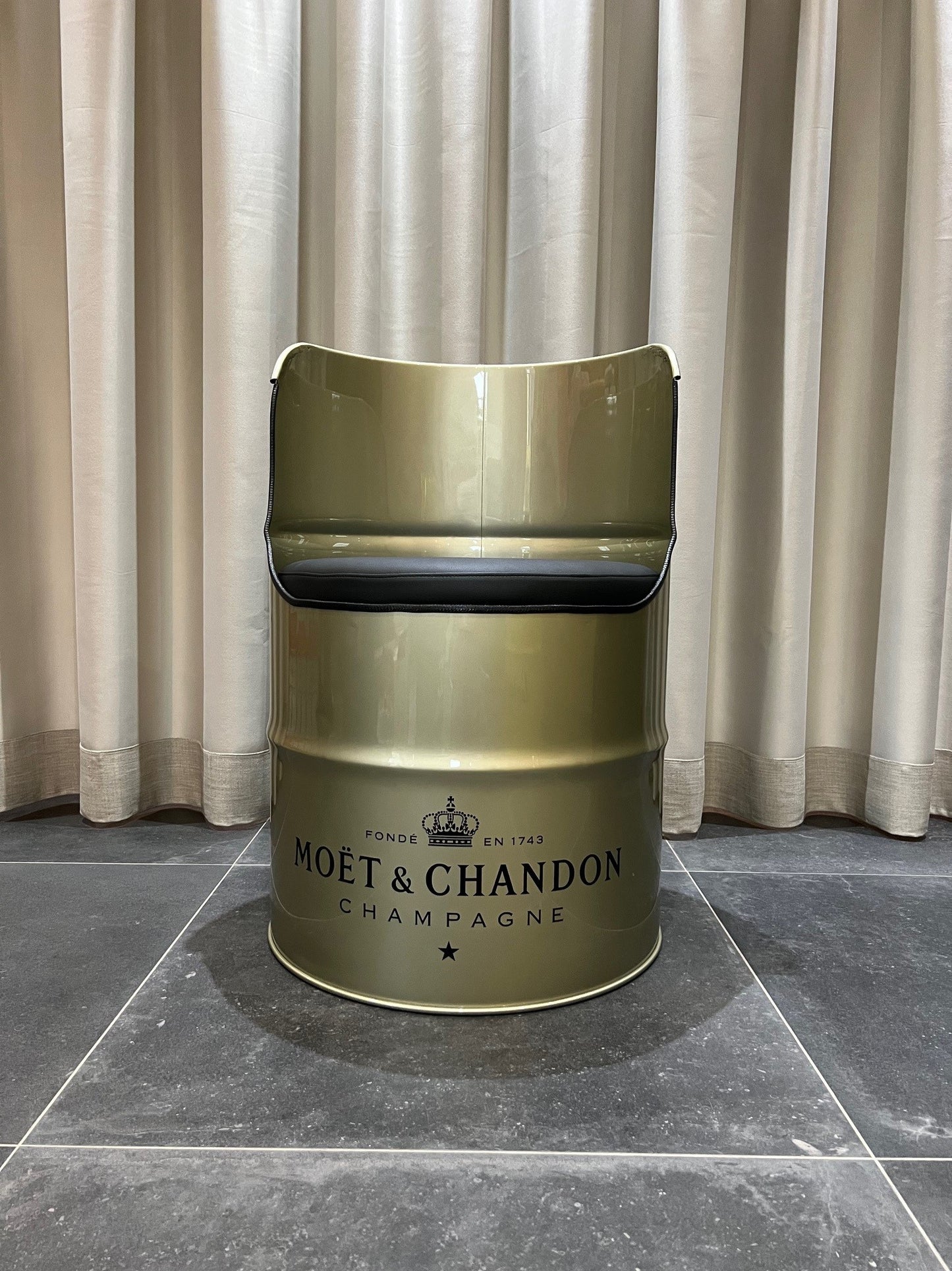 Barrel-chair Moët & Chandon