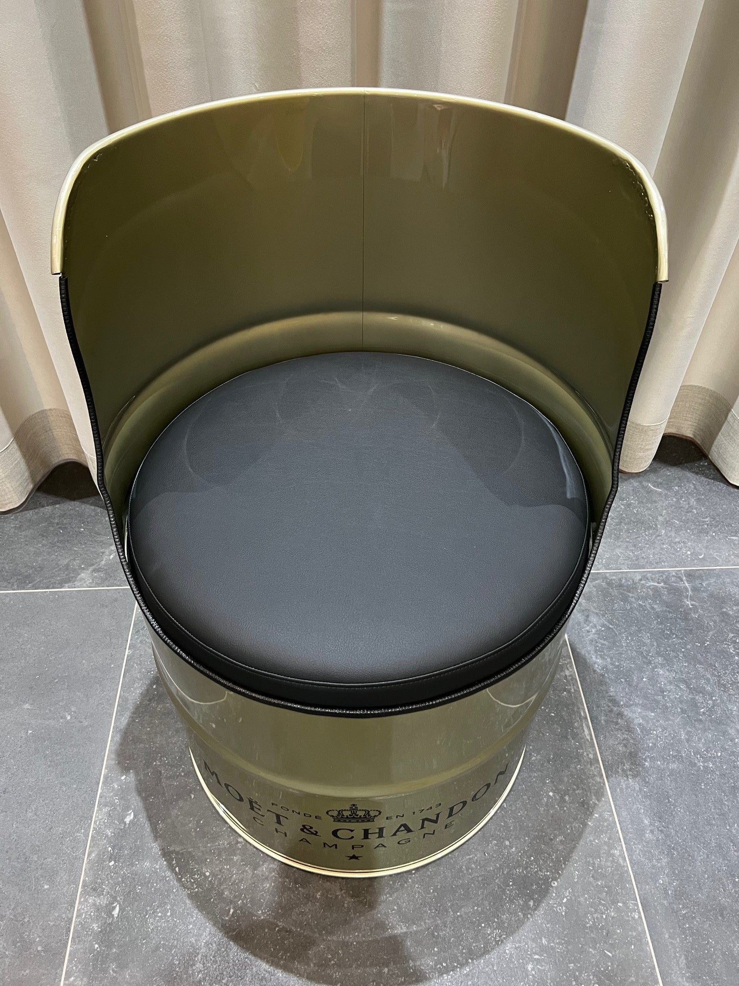 Barrel-chair Moët & Chandon